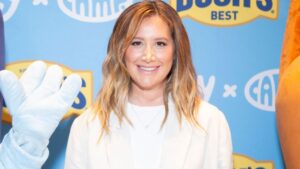 ashley-tisdale-exits-mom-group-over-toxic-dynamics-source-claims
