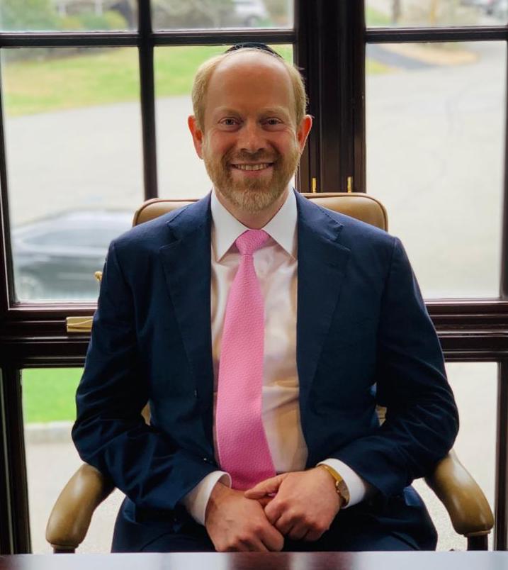 balancing-clinical-autonomy-and-oversight-in-healthcare-systems