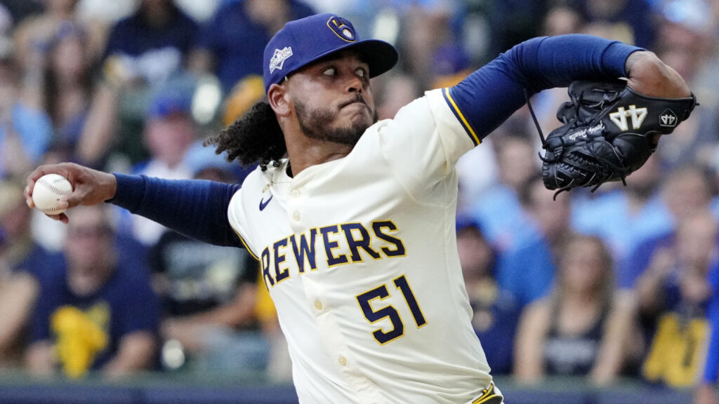 MLB: Playoffs-Chicago Cubs at Milwaukee Brewers