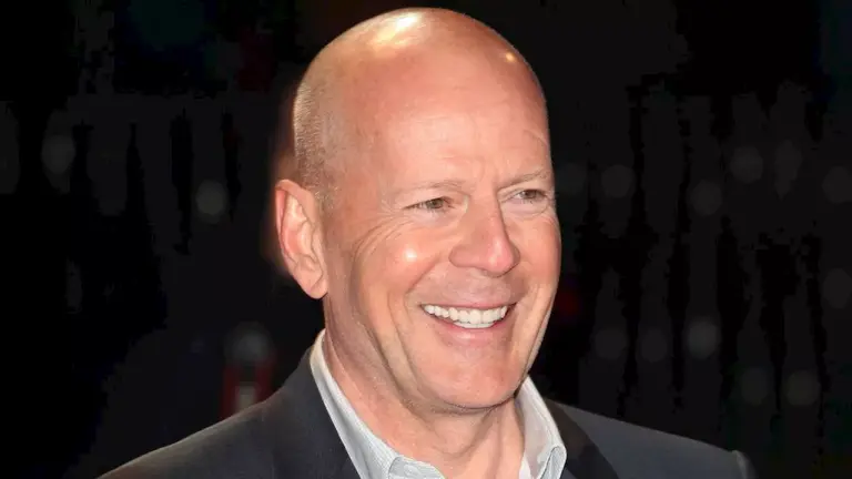bruce-willis-spy-thriller-surges-in-popularity-16-years-later