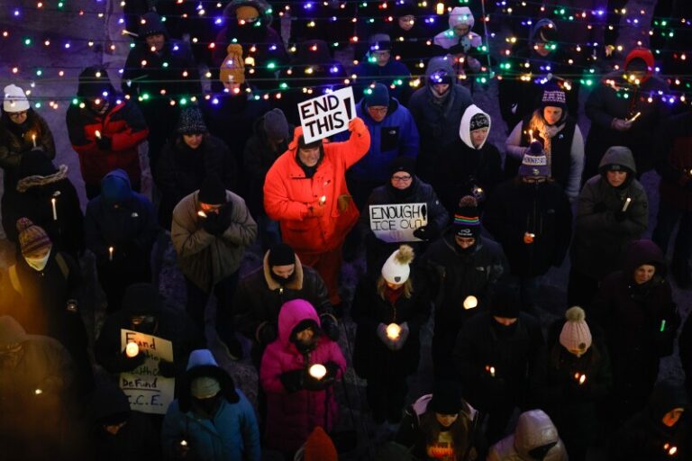 ceos-demand-urgent-de-escalation-after-fatal-shooting-in-mn