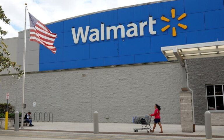 corporations-invest-in-clean-tech-despite-political-headwinds