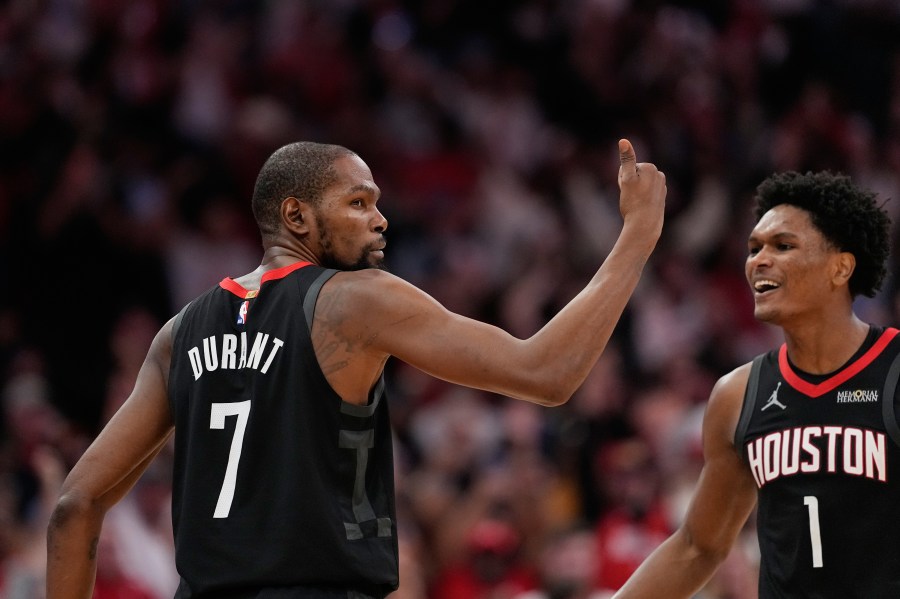 durant-s-clutch-three-pointer-lifts-rockets-past-suns