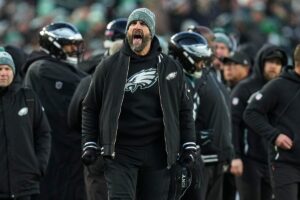 eagles-coach-sirianni-to-rest-starters-in-season-finale