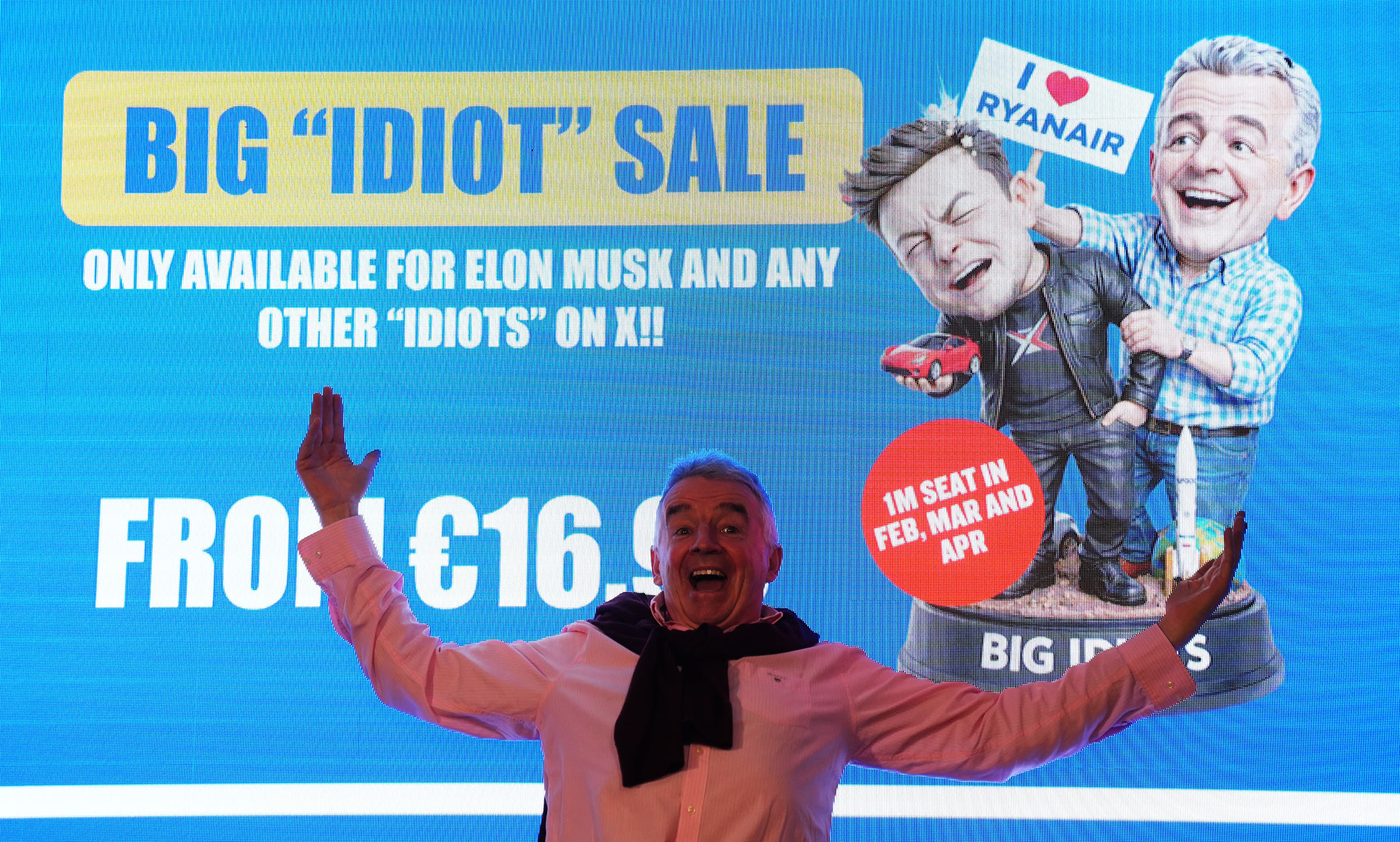 elon-musk-s-feud-with-ryanair-ceo-boosts-airline-s-sales