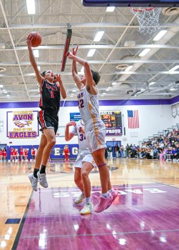 elyria-ends-avon-s-winning-streak-with-78-64-victory