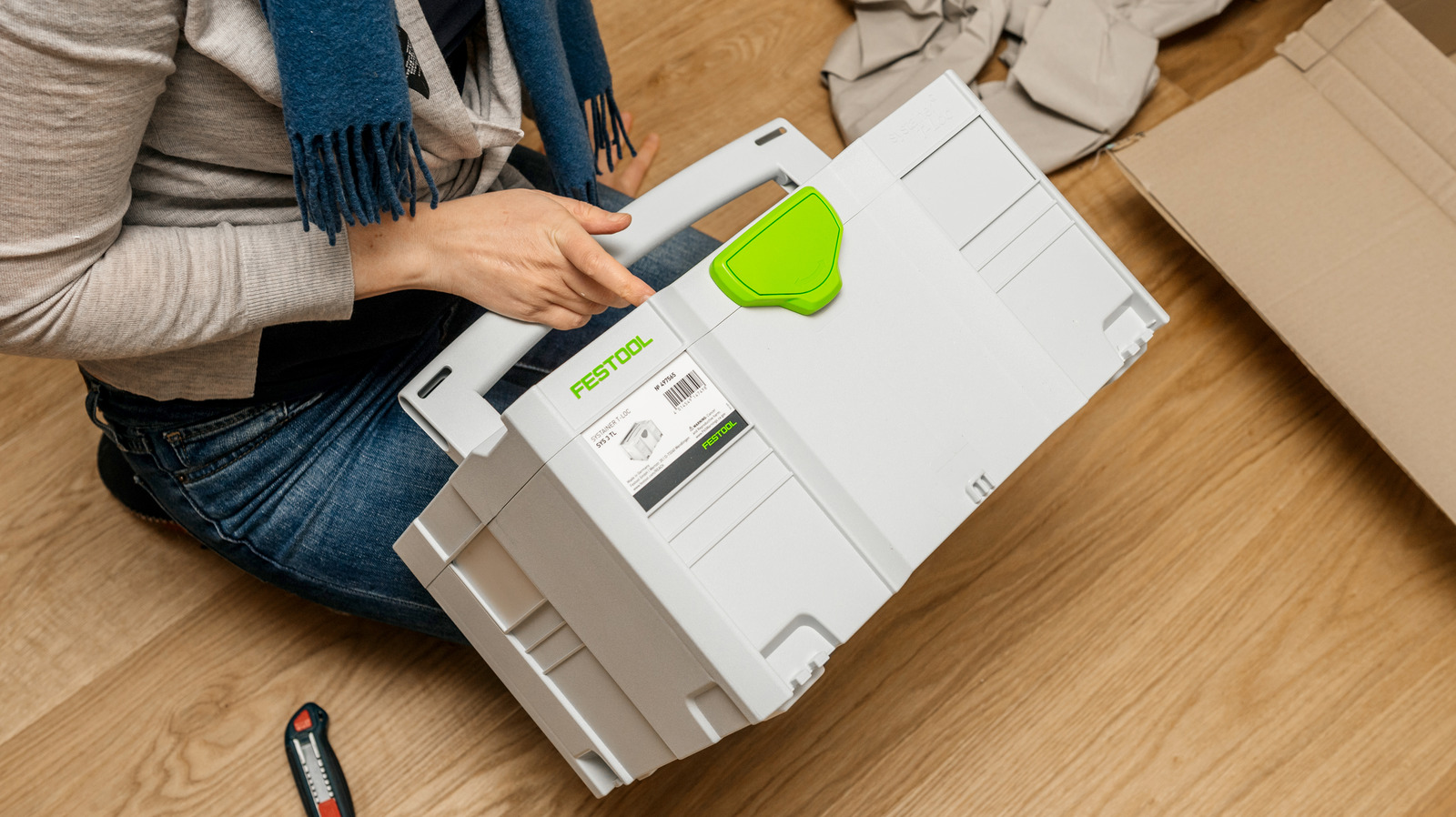 Paris,,France,-,Dec,18,2020:,Overhead,View,Of,Woman