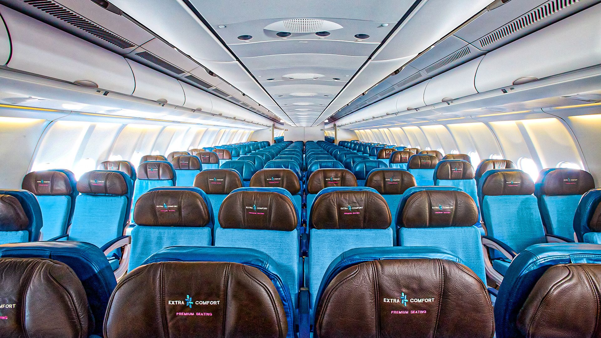 hawaiian-airlines-introduces-premium-economy-enhances-offerings