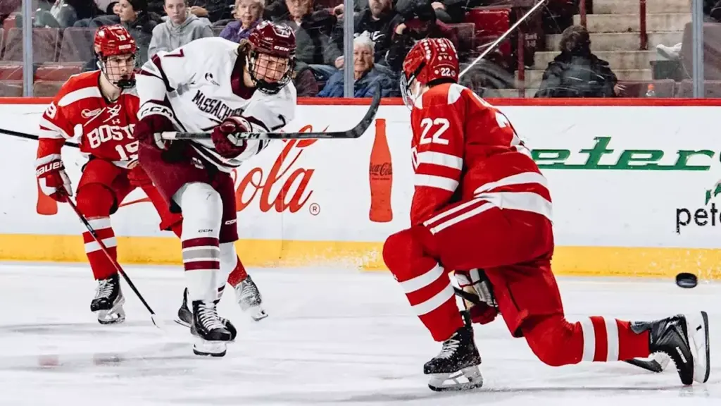 hockey-east-teams-face-scrutiny-from-polls-and-rankings