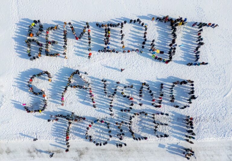 hundreds-rally-in-bemidji-to-protest-federal-immigration-enforcement