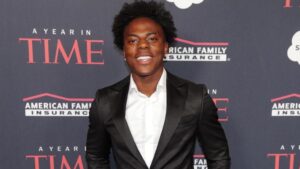 ishowspeed-escapes-lion-attack-in-botswana-safari-scare