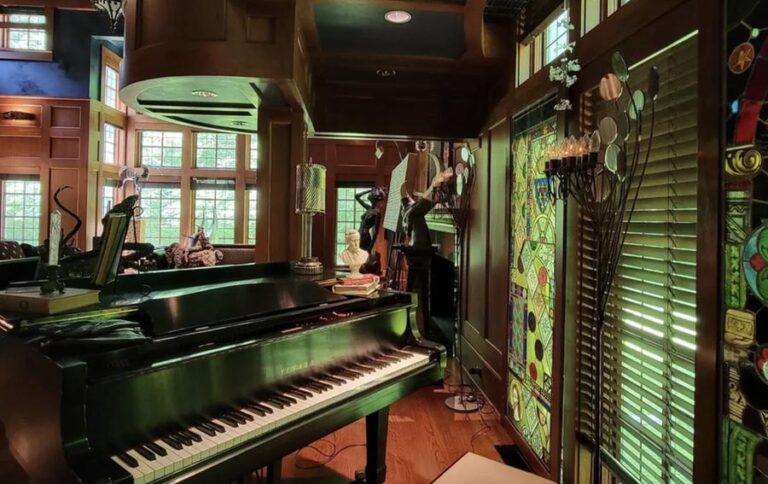 jim-steinman-s-lavish-connecticut-home-hits-market-for-1-million