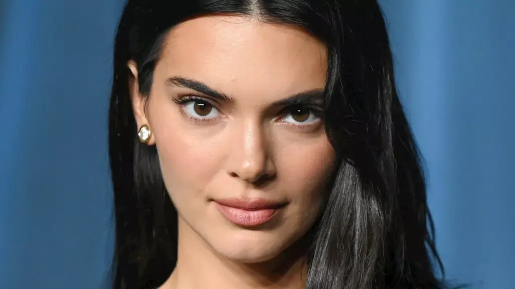 kendall-jenner-addresses-beauty-treatments-denies-plastic-surgery-claims