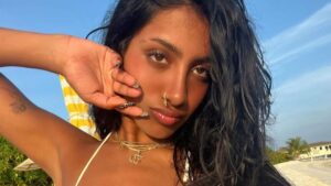 lara-raj-s-stunning-bikini-photos-set-social-media-ablaze