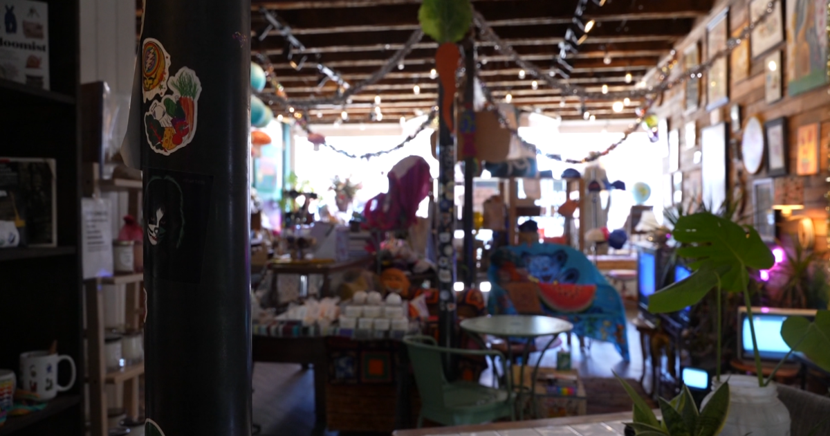 lebanon-grocery-store-revives-80s-and-90s-nostalgia-with-local-flavor