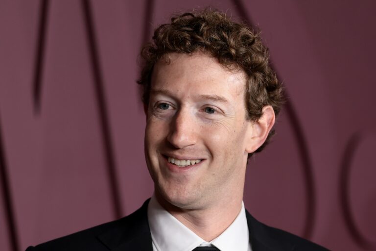 meta-reports-record-q4-revenue-plans-major-ai-investments-for-2026