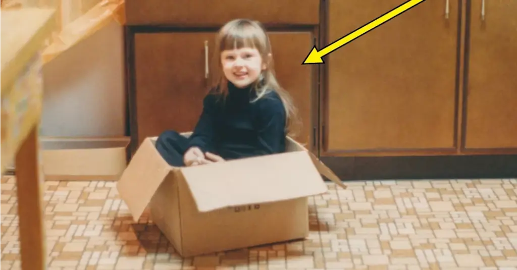 millennials-reflect-on-1990s-social-norms-no-longer-acceptable