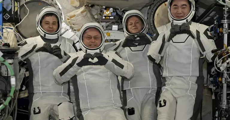nasa-astronauts-set-for-early-return-following-medical-issue