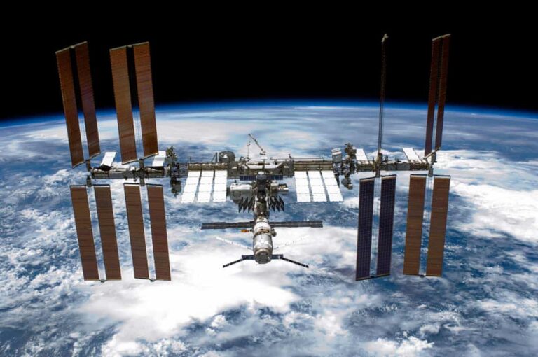 nasa-schedules-first-medical-evacuation-from-iss-for-astronaut
