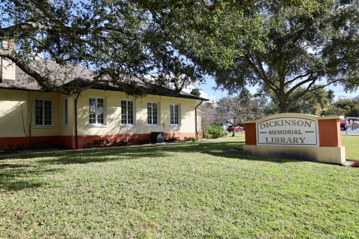 orange-city-s-dickinson-memorial-library-celebrates-100-years-of-service