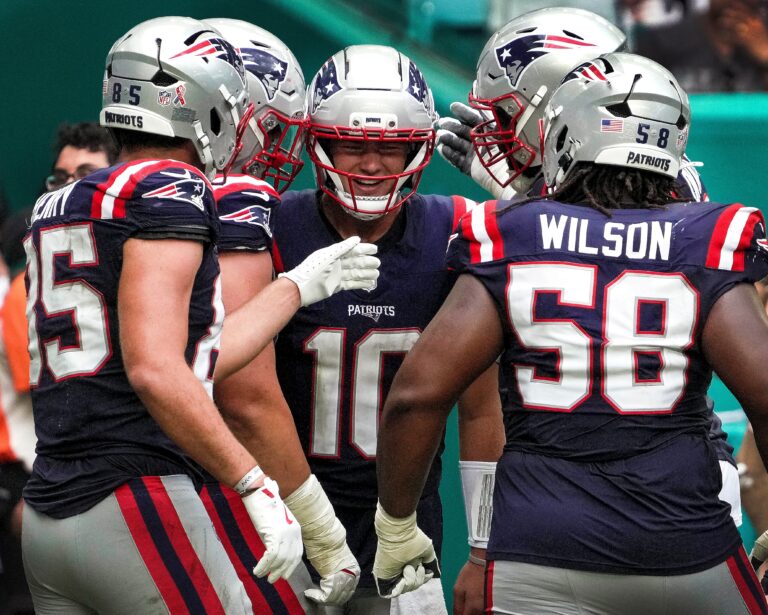 patriots-aim-for-historic-win-against-dolphins-in-regular-season-finale