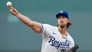 rockies-sign-michael-lorenzen-to-8m-deal-as-rebuild-begins