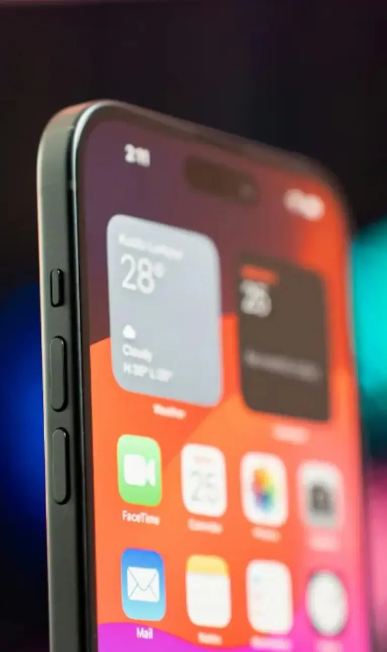 semiconductor-chips-set-to-revolutionize-tech-by-2026