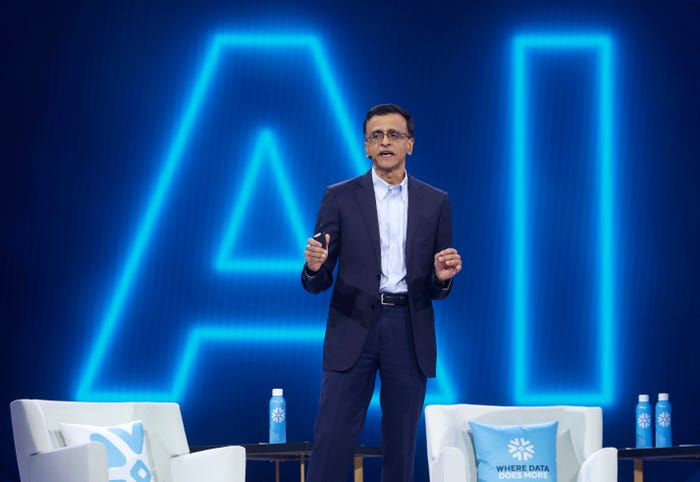 snowflake-ceo-reveals-key-interview-question-for-instant-insight