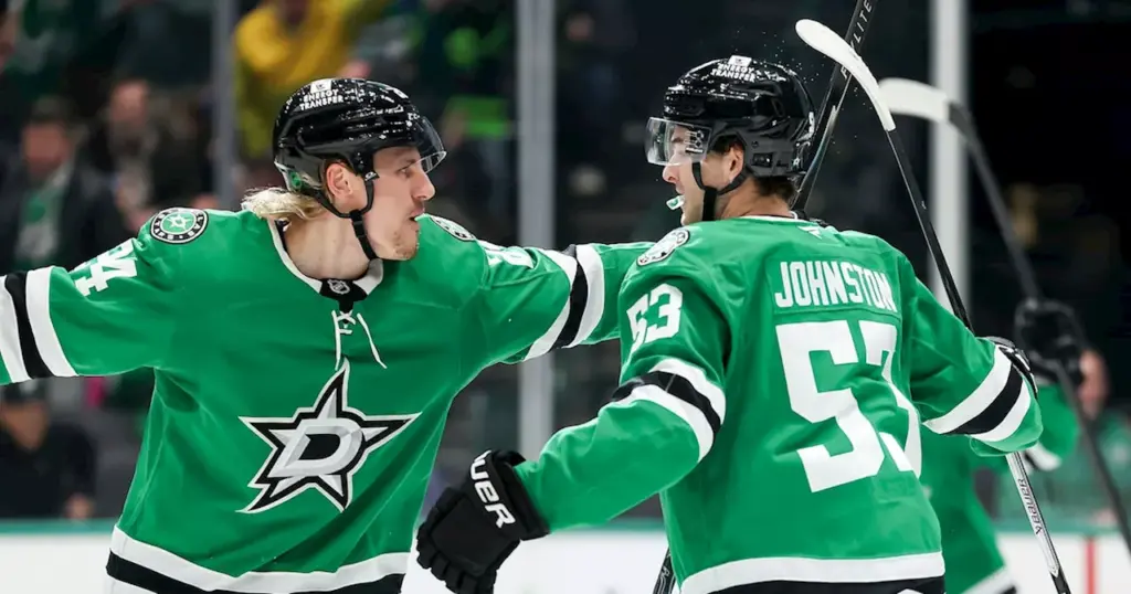stars-edge-blues-3-2-with-late-goal-from-robertson