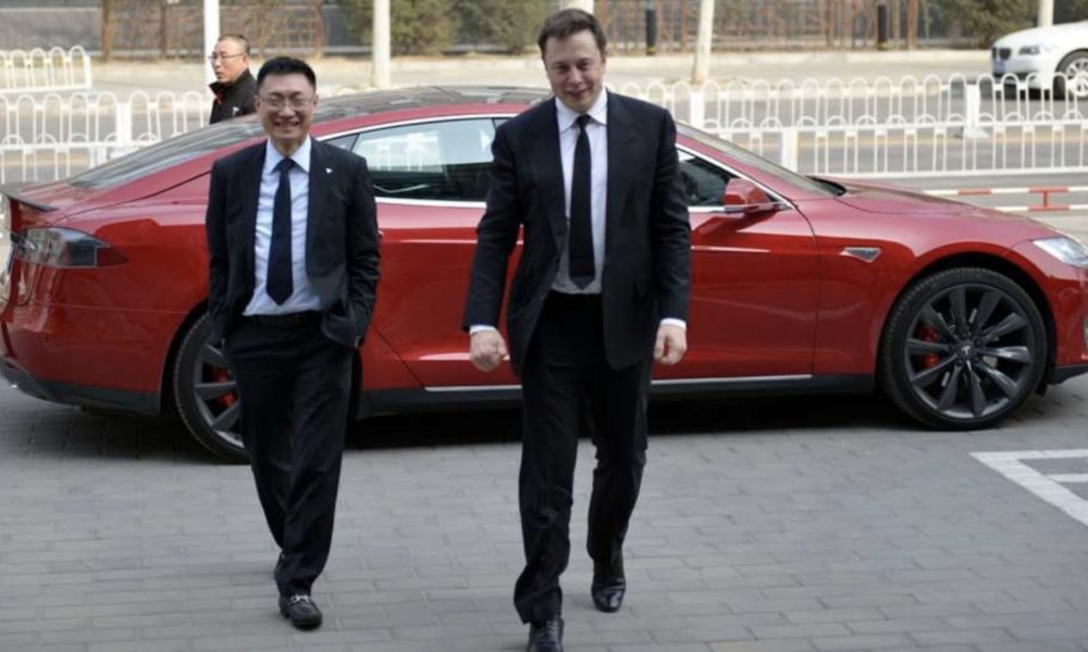 tesla-awards-tom-zhu-520-000-stock-options-amid-growth-strategy