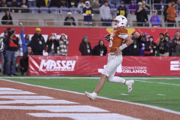 texas-longhorns-eye-top-wr-wyatt-young-as-transfer-portal-opens