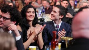 timoth-e-chalamet-s-bold-praise-for-kylie-jenner-sparks-buzz
