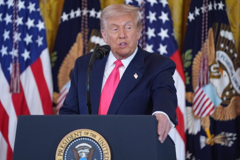 trump-administration-faces-criticism-over-disputed-claims