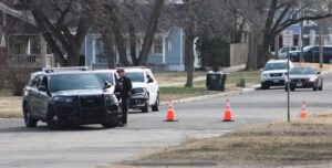 urgent-response-to-hostage-situation-in-great-bend-schools-locked-down