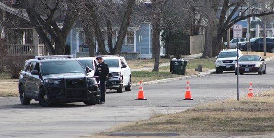 urgent-response-to-hostage-situation-in-great-bend-schools-locked-down