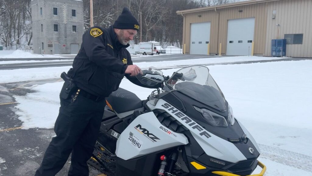 urgent-snowmobile-safety-courses-start-jan-19-in-wayne-county