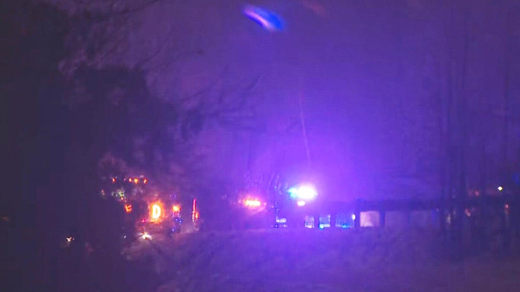 uxbridge-police-officer-killed-in-early-morning-route-146-crash