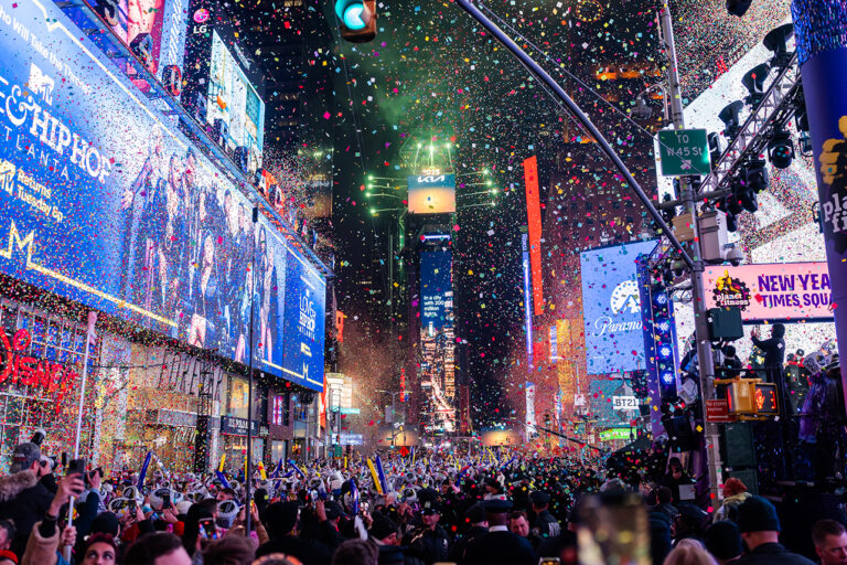 watch-2026-new-year-s-eve-countdown-live-streaming-options-revealed