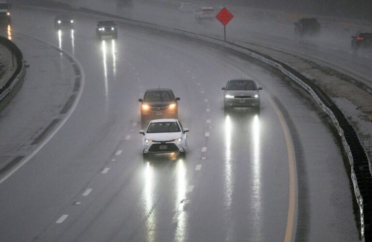 wintry-mix-slams-maine-causes-major-commute-disruptions