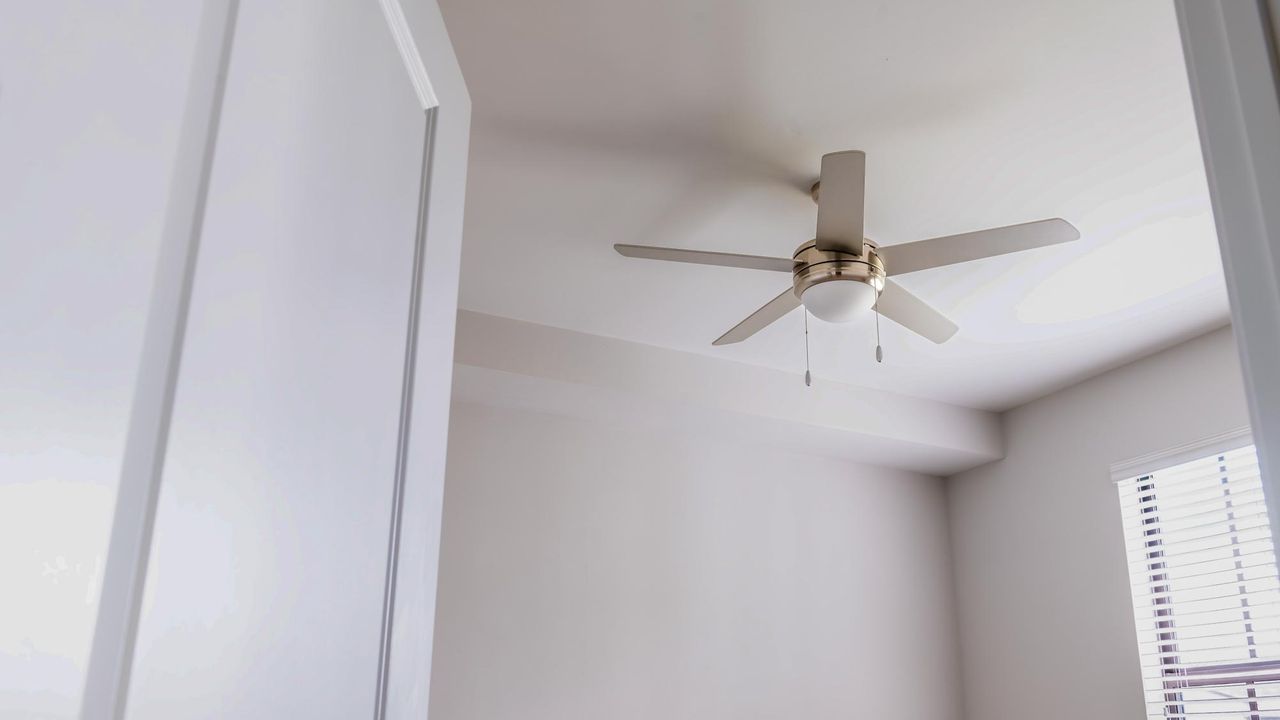 adjust-your-ceiling-fan-for-savings-a-simple-winter-hack