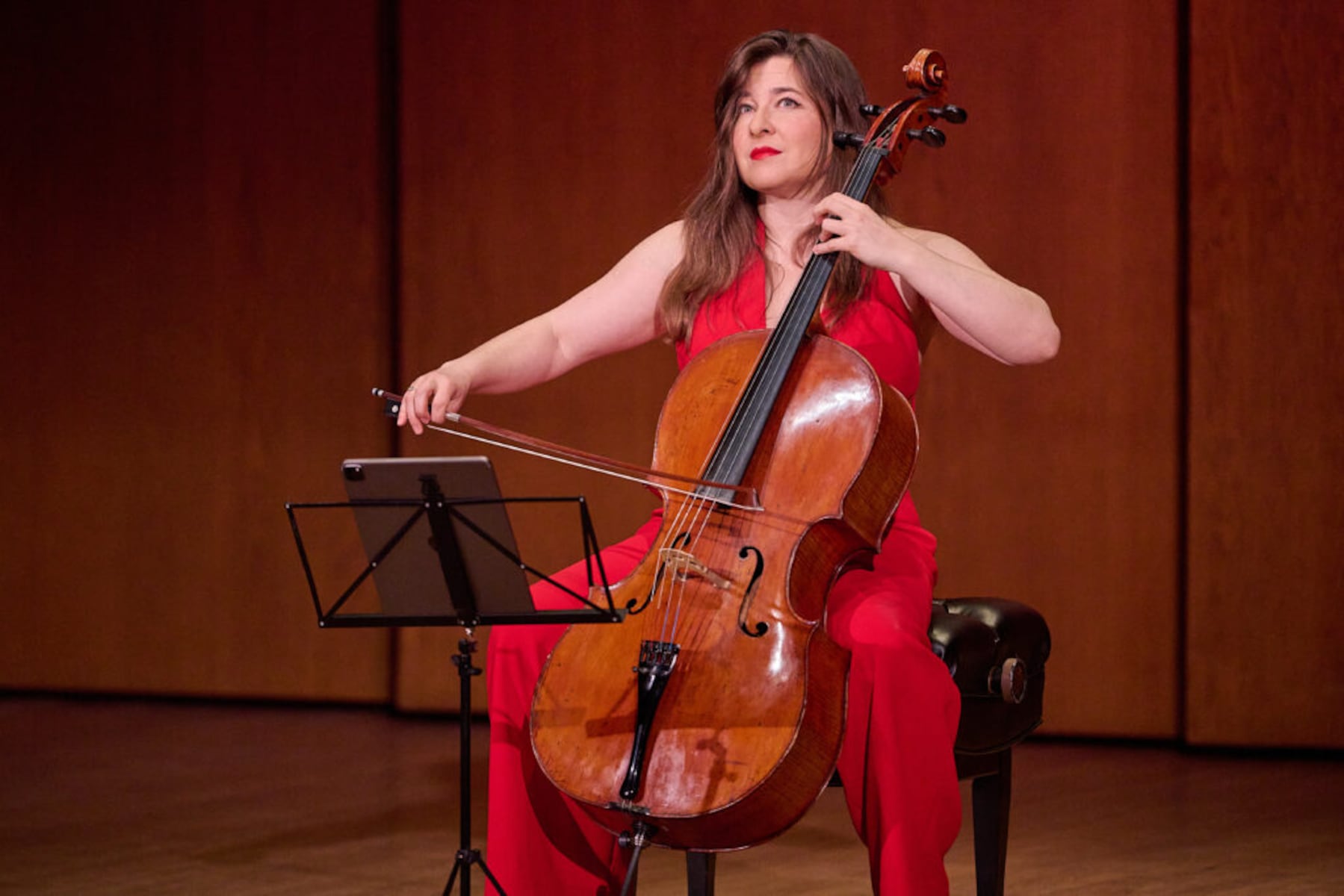 alisa-weilerstein-takes-on-unsuk-chin-s-savage-cello-concerto