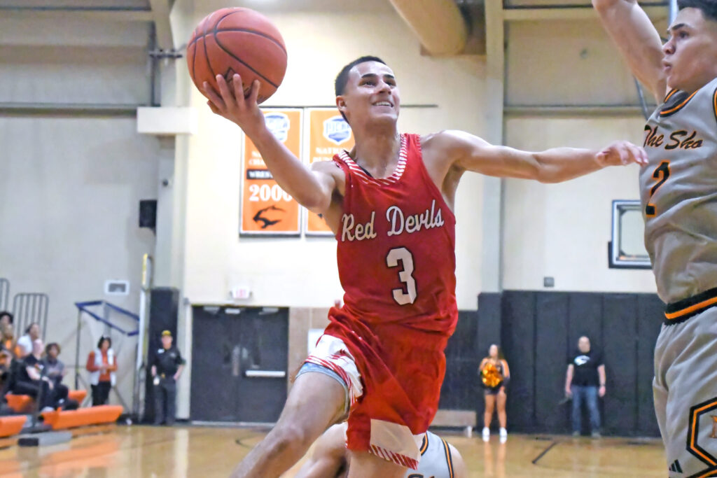 allen-red-devils-triumph-over-neosho-in-overtime-clash