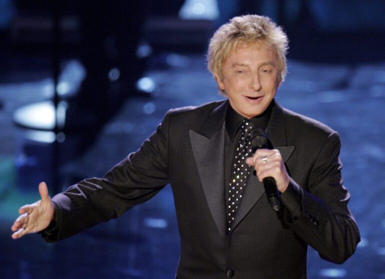 barry-manilow-postpones-tampa-concert-due-to-cancer-recovery