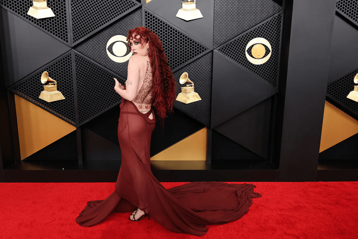 chappell-roan-defends-bold-grammy-outfit-amid-backlash