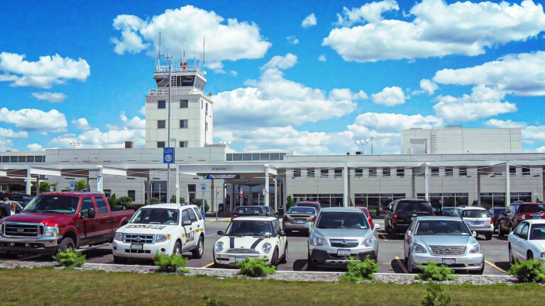 delta-air-lines-reverses-decision-to-withdraw-from-binghamton-airport