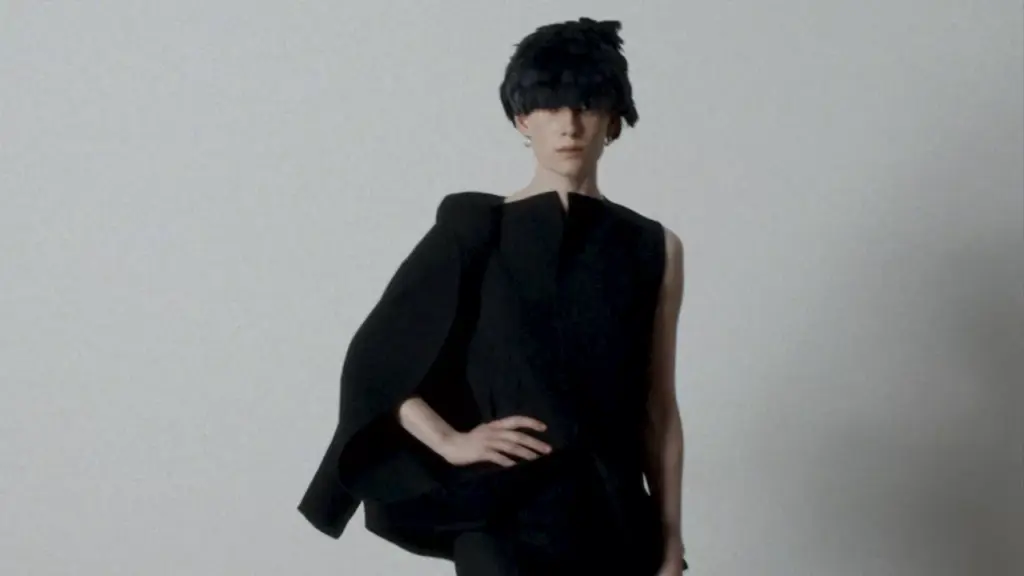 freya-dalsj-unveils-fall-collection-emphasizing-timeless-fashion