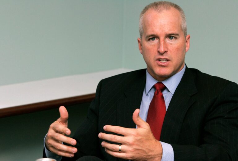 gop-s-minogue-outraises-healey-with-5-6-million-cash-on-hand