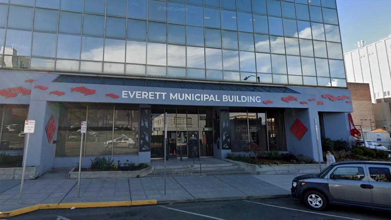 ice-condemns-everett-mayor-s-directive-tensions-escalate