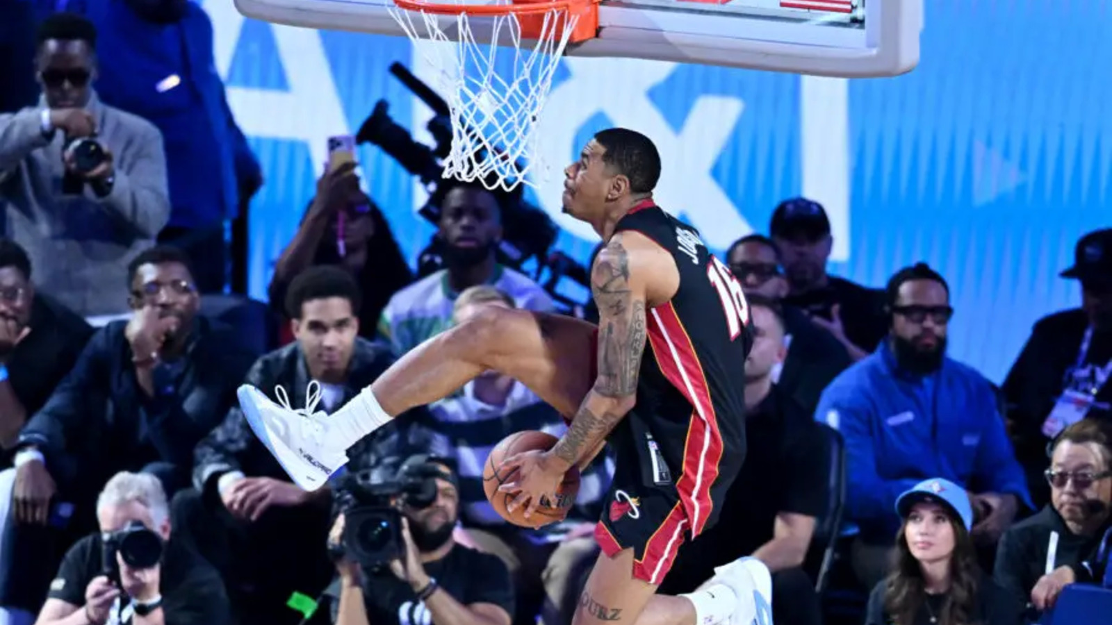 keshad-johnson-shines-in-2026-nba-slam-dunk-contest-victory