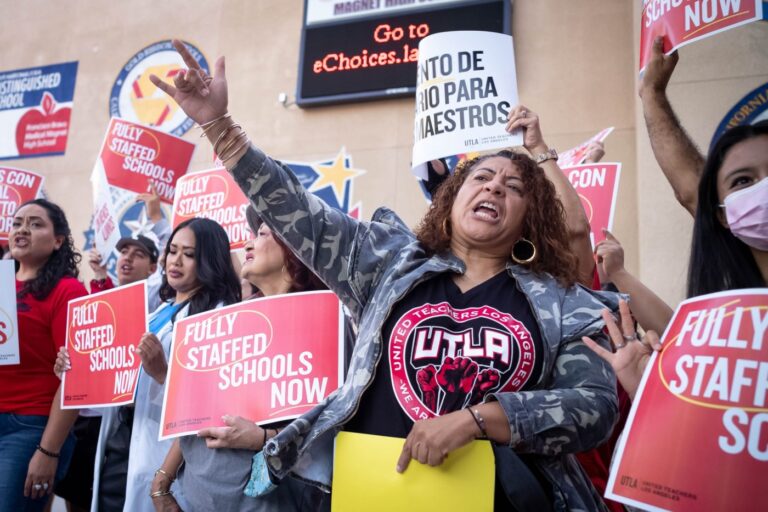 los-angeles-teachers-union-approaches-strike-over-contract-disputes